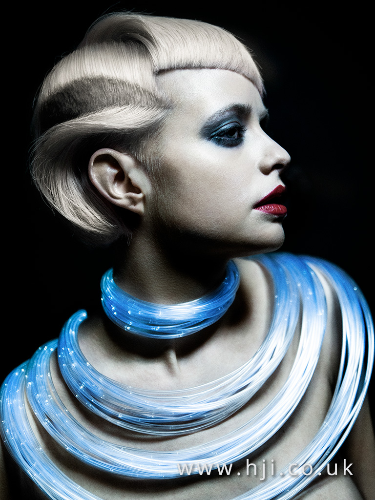 Blue Tit Platinum Blonde Crop with Disconnection