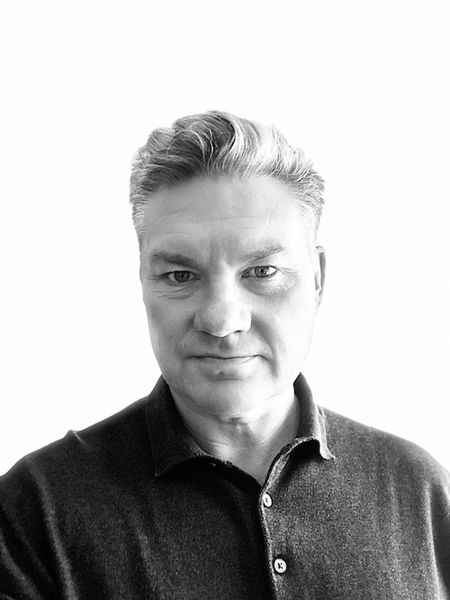 Headshot of Ross Leibbrandt, Managing Director UK&I of ghd