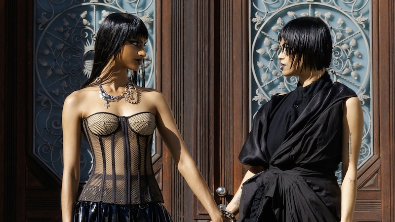 Alternative bride and groom in expressive wedding outfits, showcasing Gen Z bridal style trends for 2026