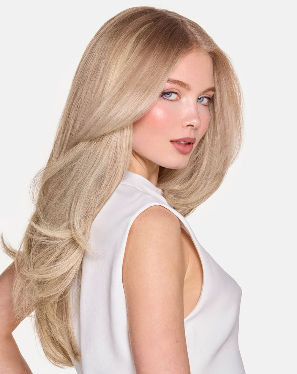 Long blonde hair - Beauty Works