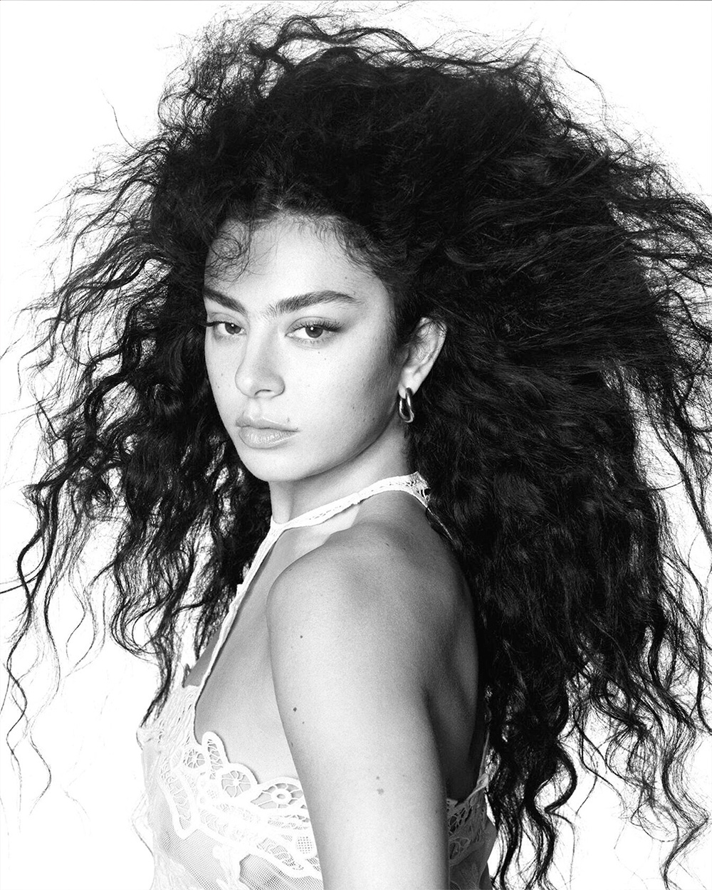 Syd Hayes &ndash; BHA Session Hairdresser of the Year 2024 - Natural Textured Crimped Hair